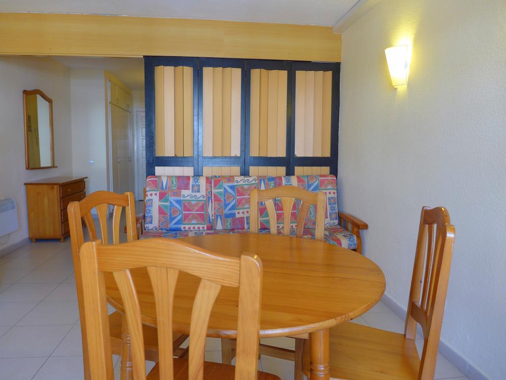 Rentalmar Alboran Apartments Salou Exterior photo