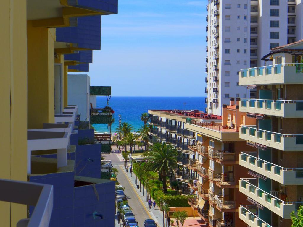 Rentalmar Alboran Apartments Salou Exterior photo