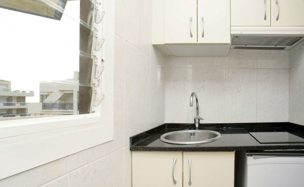 Rentalmar Alboran Apartments Salou Exterior photo